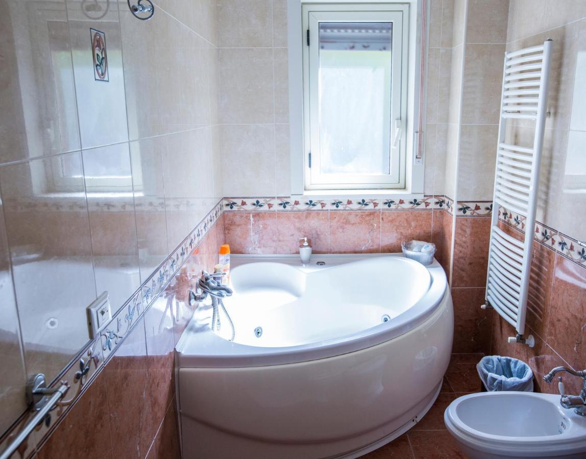 جيلا B&B La Fenice المظهر الخارجي الصورة